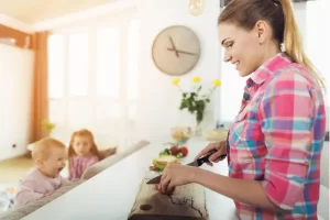 Receitas com Alho-Poró, Salsinha e Cúrcuma para Bebês em Fase de Reequilíbrio Natural
