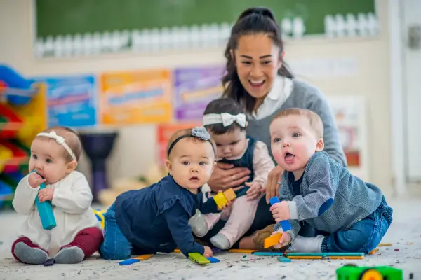 Rotina Alimentar Sem Irritantes para Bebês em Fase de Adaptação na Creche com Sensibilidade Intestina